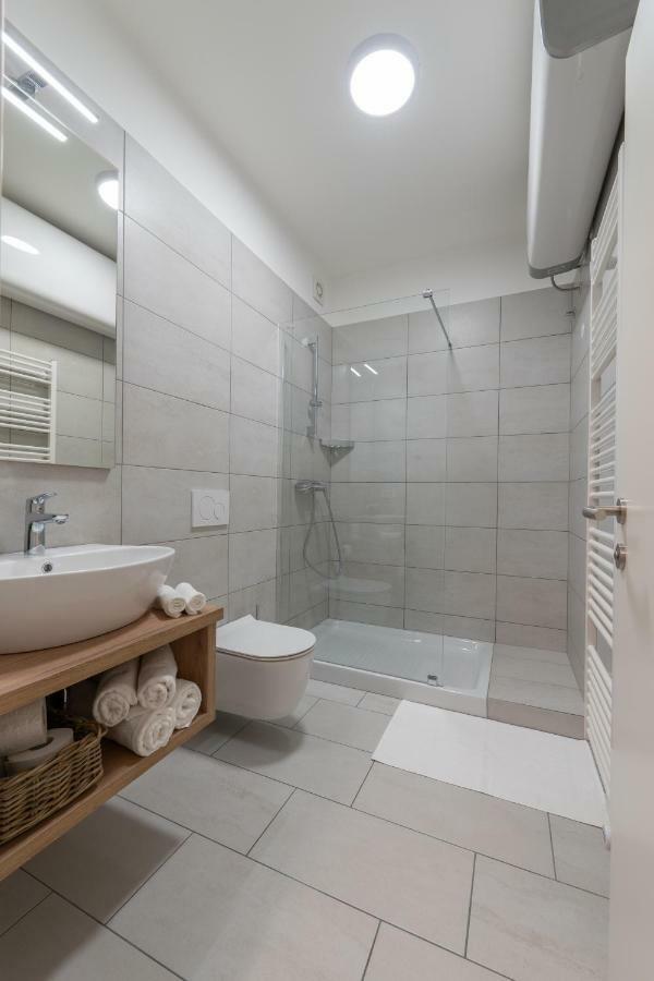Apartments Jon بليد المظهر الخارجي الصورة